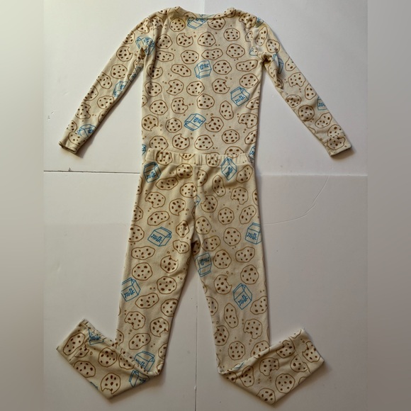 Cat & Jack cookies & Milk Pajama in Size 10 GUC - Picture 5 of 5